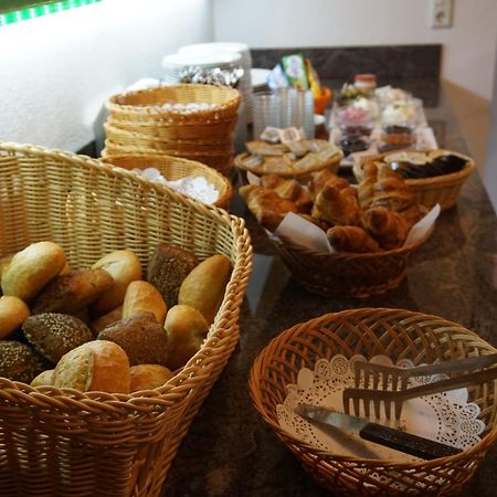 Hotel Pension Julia Norddeich  Εξωτερικό φωτογραφία