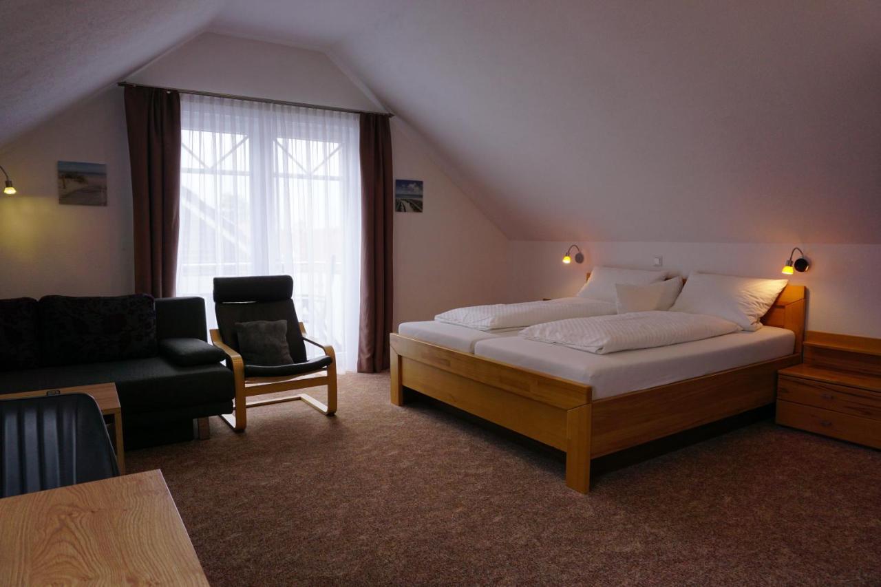 Hotel Pension Julia Norddeich  Εξωτερικό φωτογραφία